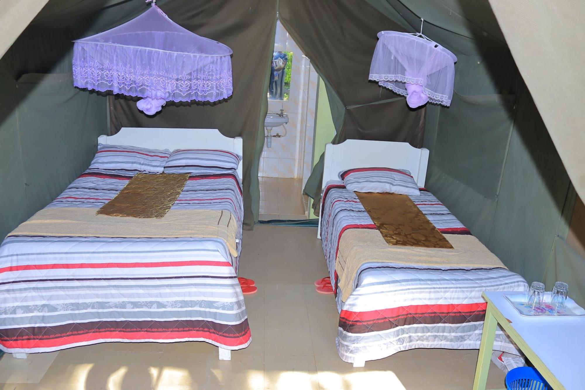 Rhino Tourist Camp Hotel Ololaimutiek Exterior photo