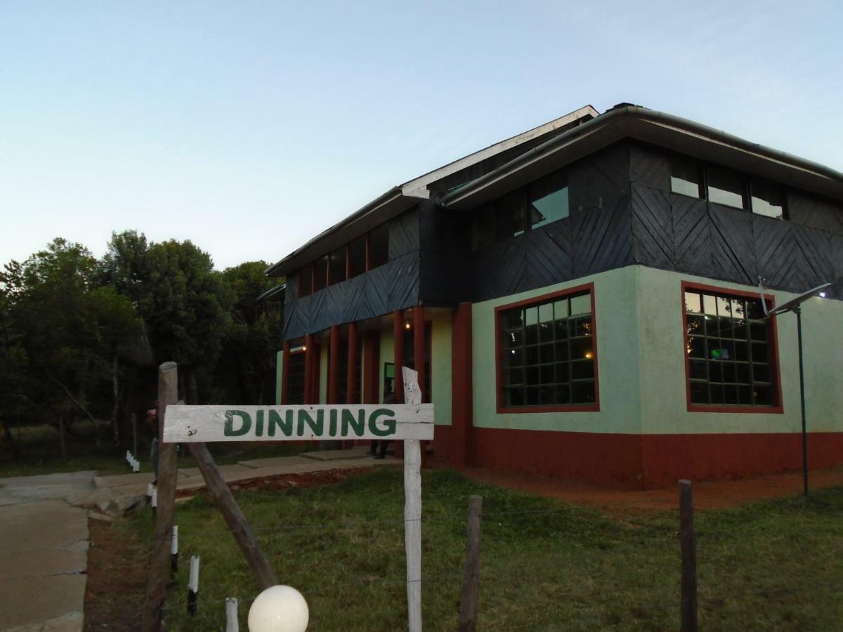 Rhino Tourist Camp Hotel Ololaimutiek Exterior photo