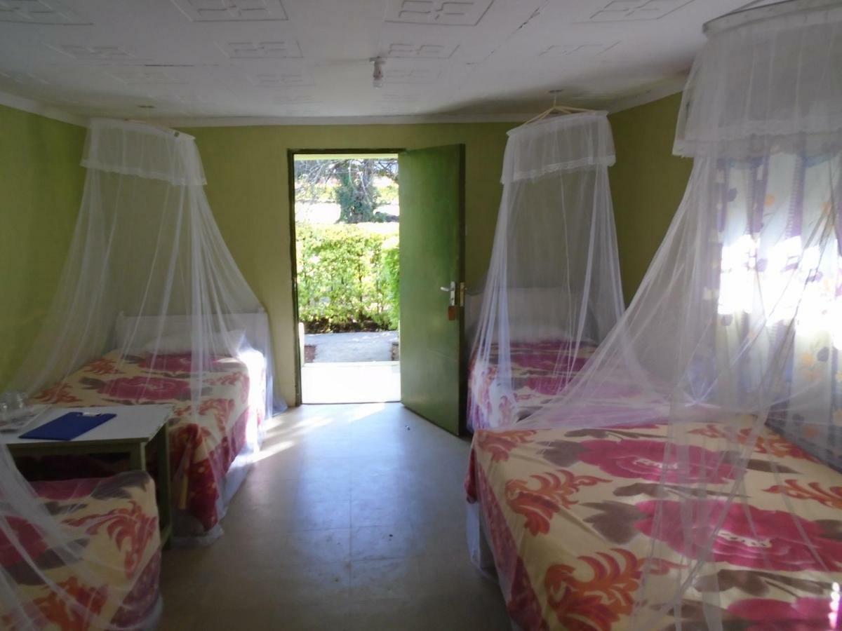 Rhino Tourist Camp Hotel Ololaimutiek Exterior photo